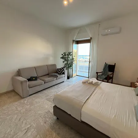 Casa Roberta With Balcony And Sea View *