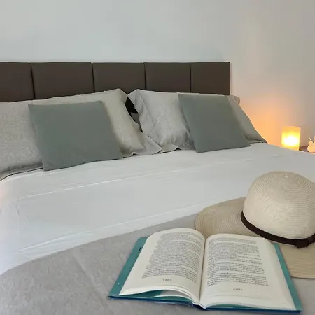 Casa Roberta With Balcony And Sea View Vieste