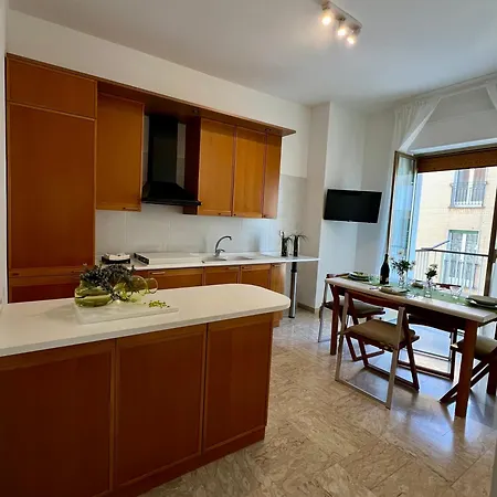 Casa Roberta With Balcony And Sea View *