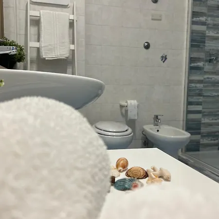 Casa Roberta With Balcony And Sea View Apartament Vieste