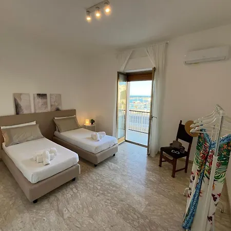 Casa Roberta With Balcony And Sea View * Vieste