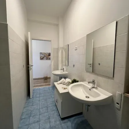 Casa Roberta With Balcony And Sea View Apartment Vieste