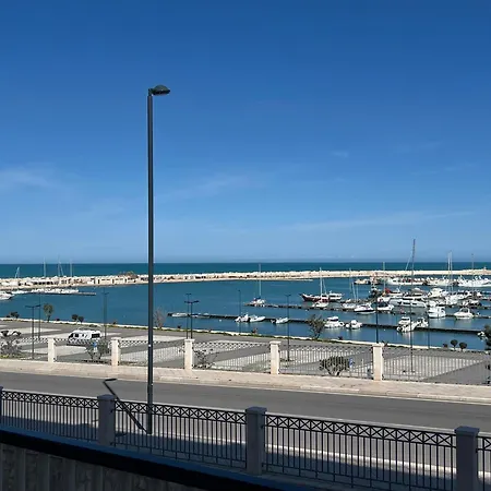 Apartment Casa Roberta With Balcony And Sea View Vieste