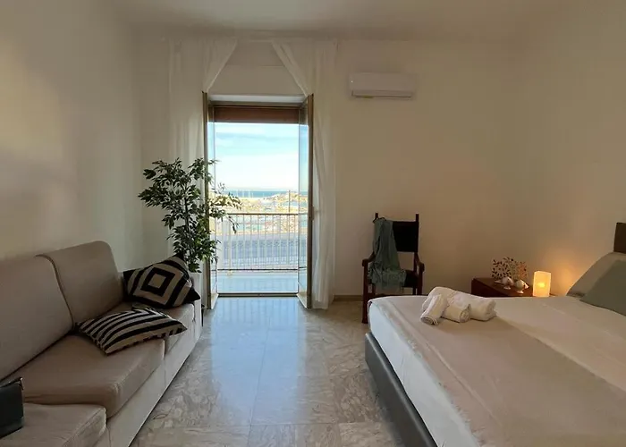 Casa Roberta With Balcony And Sea View Daire *