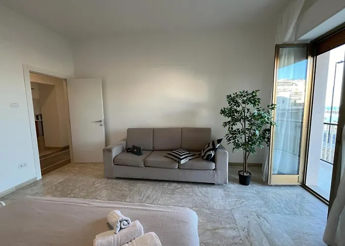 Casa Roberta With Balcony And Sea View Daire *
