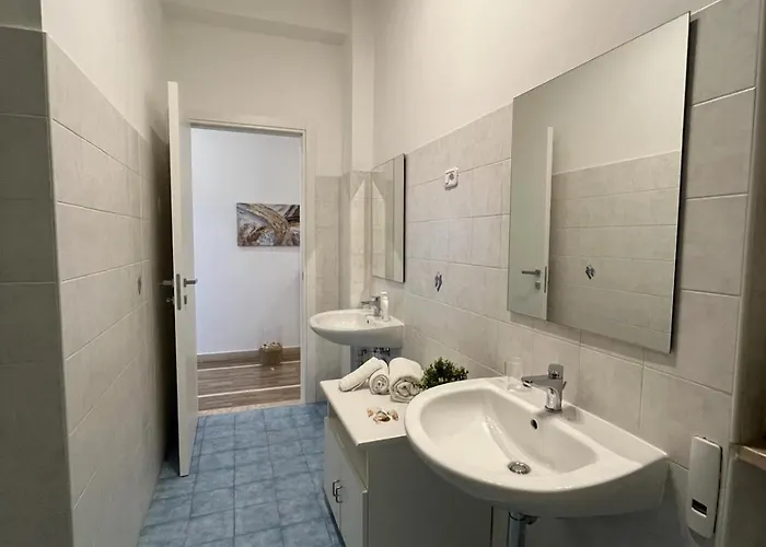 Casa Roberta With Balcony And Sea View Daire Vieste