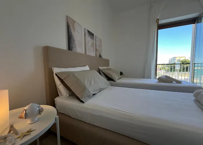 Casa Roberta With Balcony And Sea View Daire *
